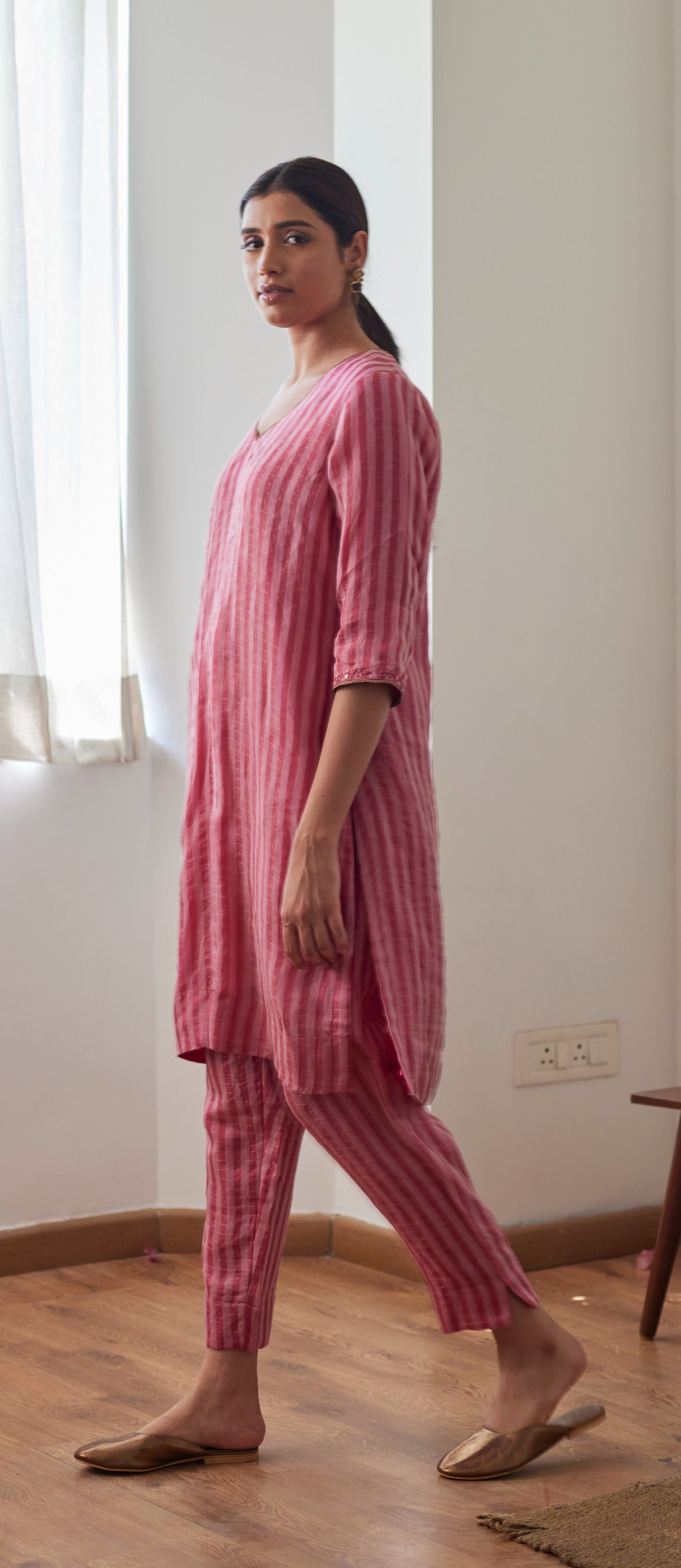 Anu Kurta in Pink Patti Organza Silk with Pants