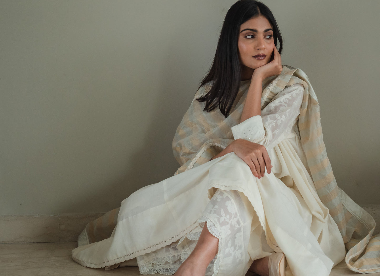 Empireline Kurta In Ivory Jacquard And Muslin With Farshi