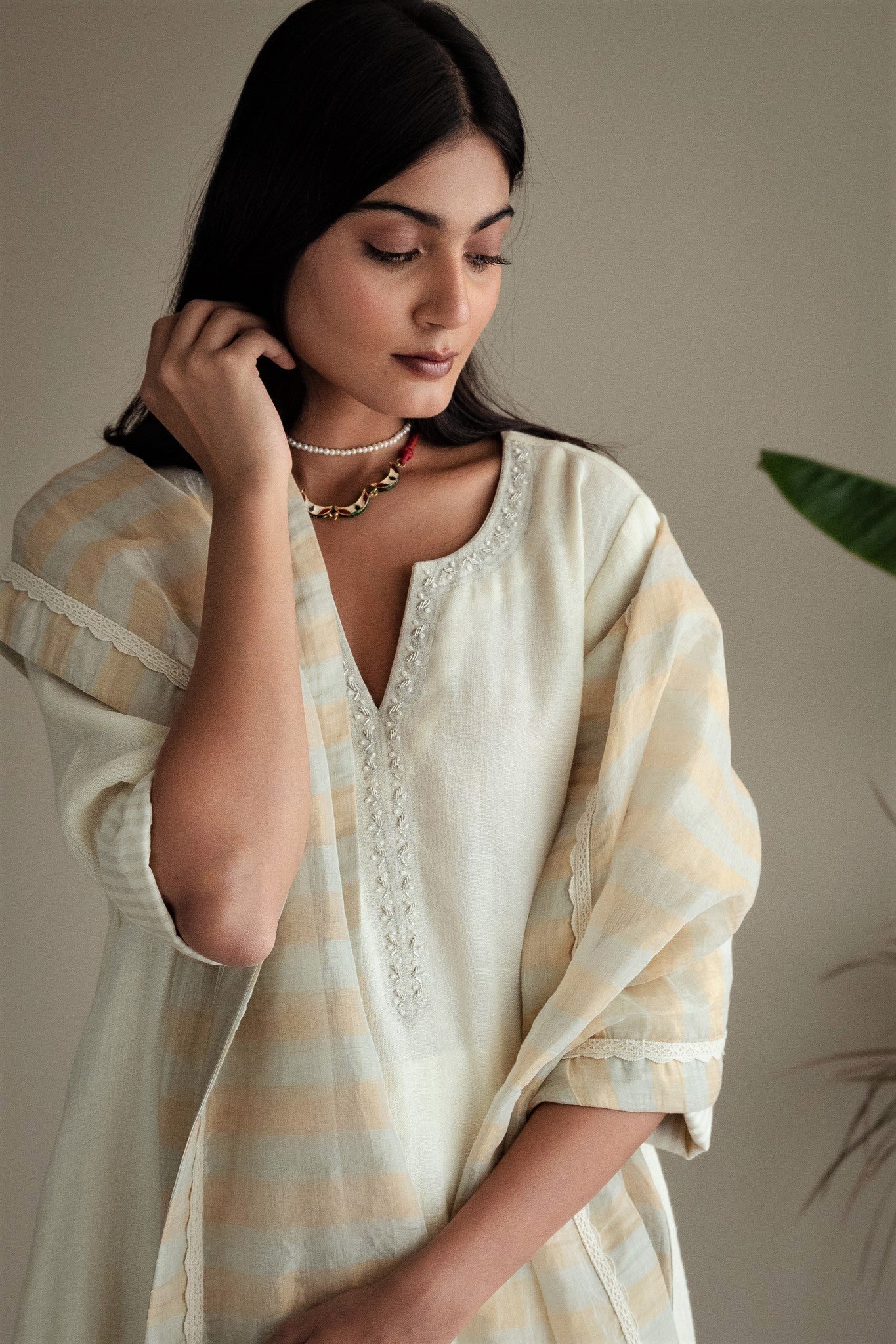 Mithai Maxi Kurta In Ivory Linen With Pants