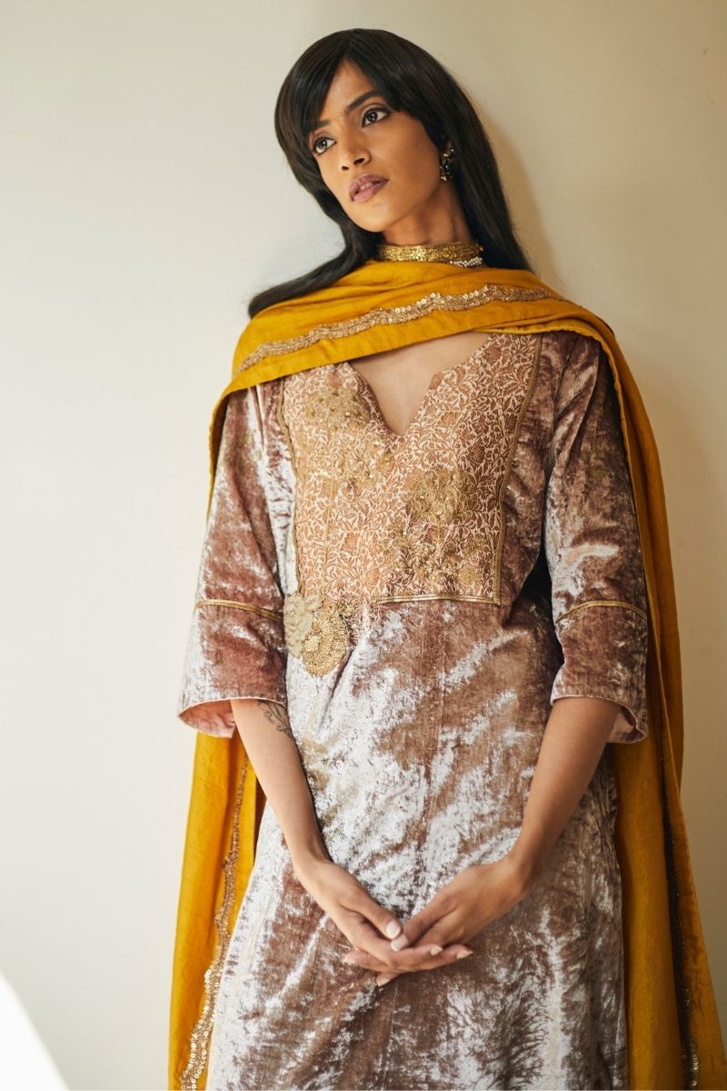 Md Kurta In Warm Ecru Velvet With Pants