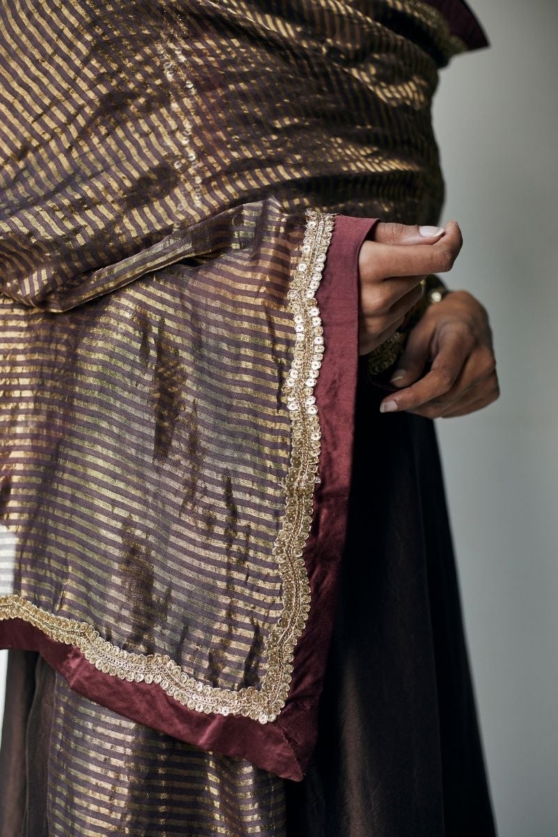 Stole In Bark Brown Striped Tissue