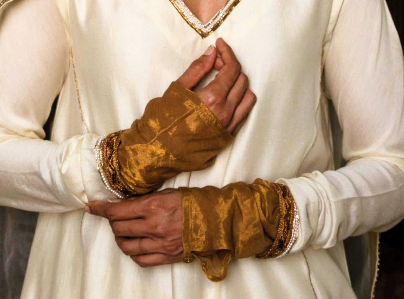 Anu kurta in Ivory Chanderi with pants