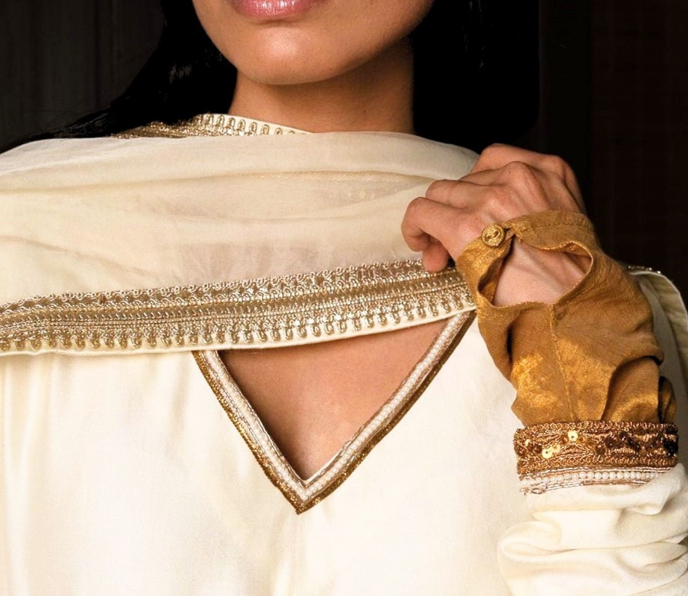 Anu kurta in Ivory Chanderi with pants