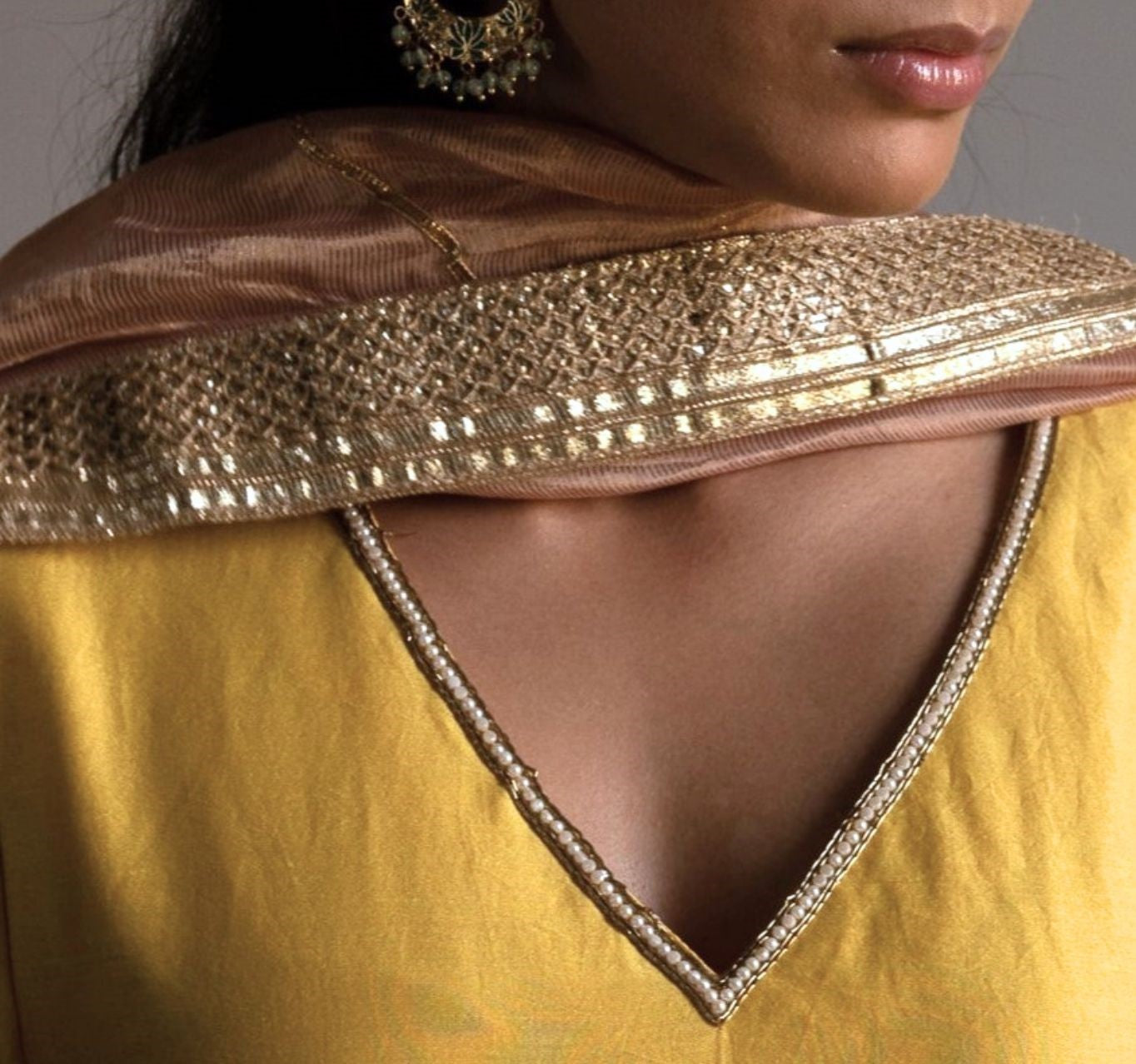 Anu kurta in Yellow Chanderi with pants