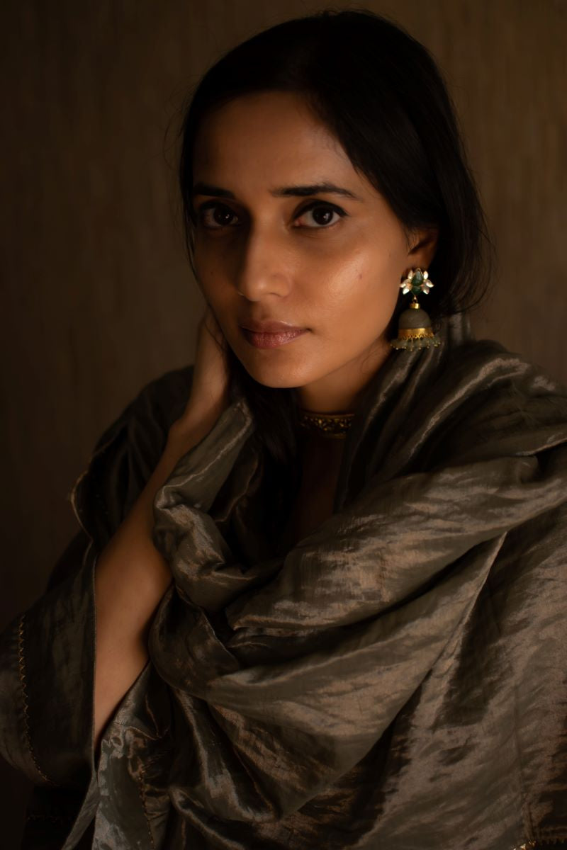 Dupatta in green handloom tissue
