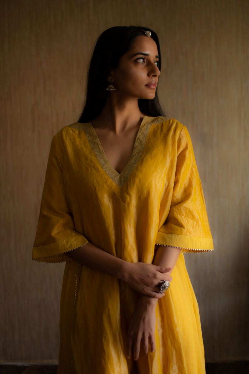 FB Kurta In Yellow tissue with pants
