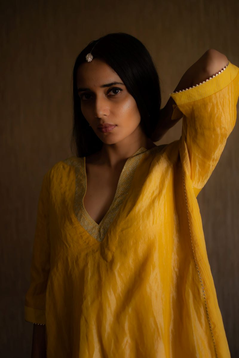 FB Kurta In Yellow tissue with pants