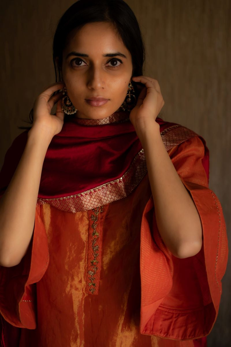 Maxi kurta in orange tissue with silk Shalwar