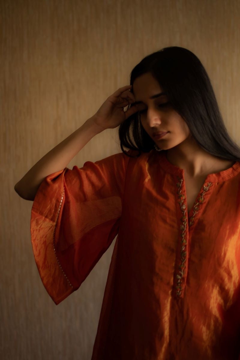 Maxi kurta in orange tissue with silk Shalwar