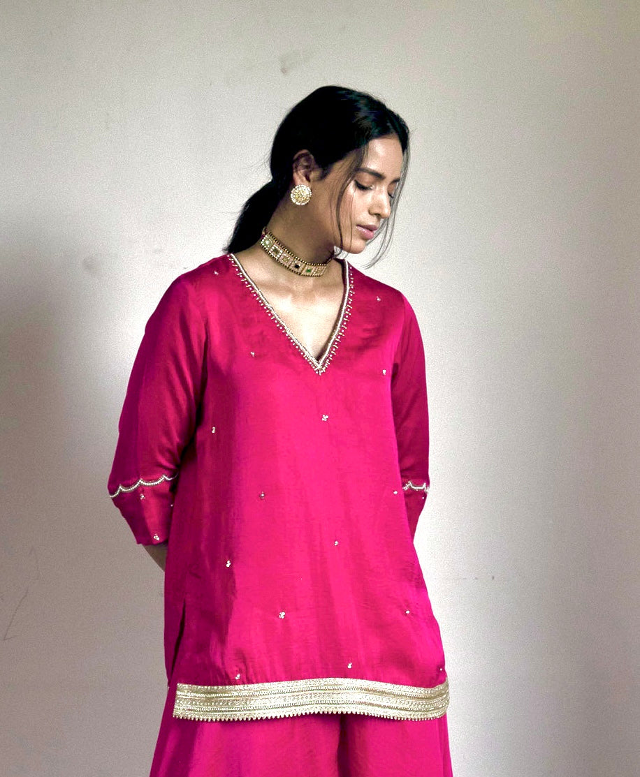 Mini V Kurta in Hot pink Silk Satin with garara
