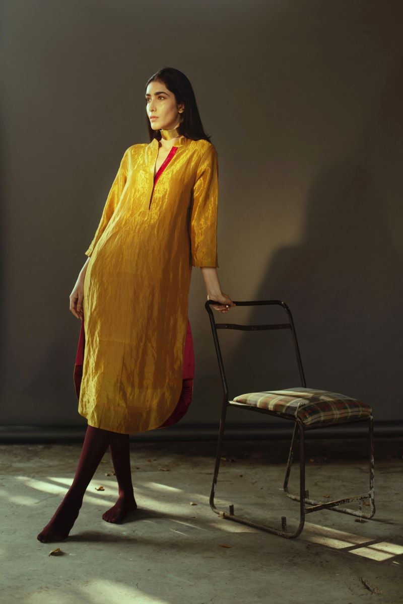 Annu Shirt In Antique Gold Handloom Tissue