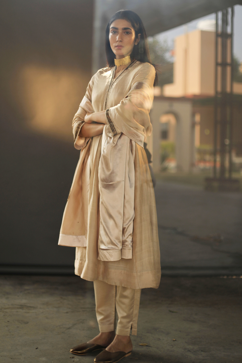 Char Chand Stole In Beige Chanderi