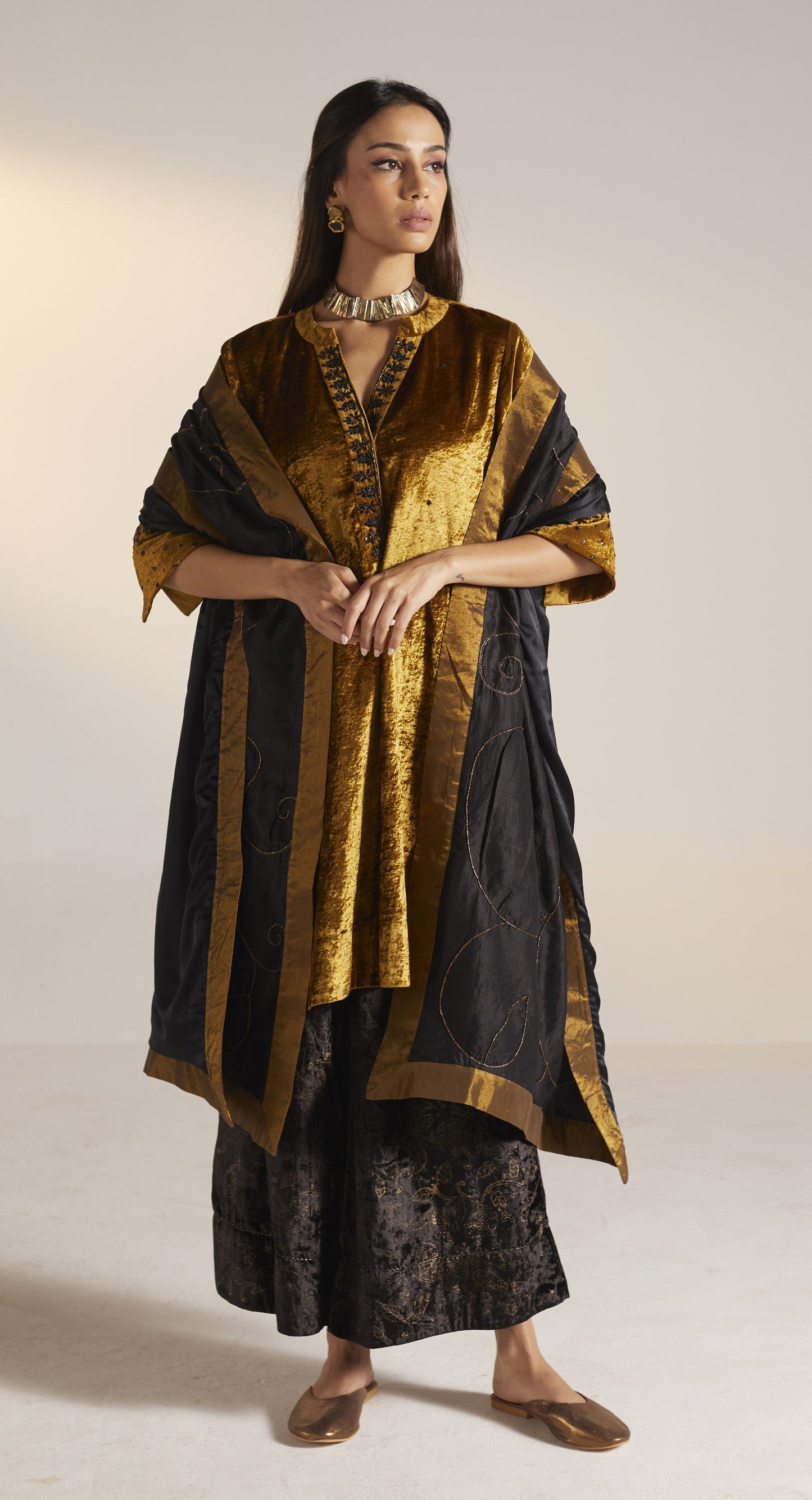 Mini Kurta in Gold Velvet with Palazzo