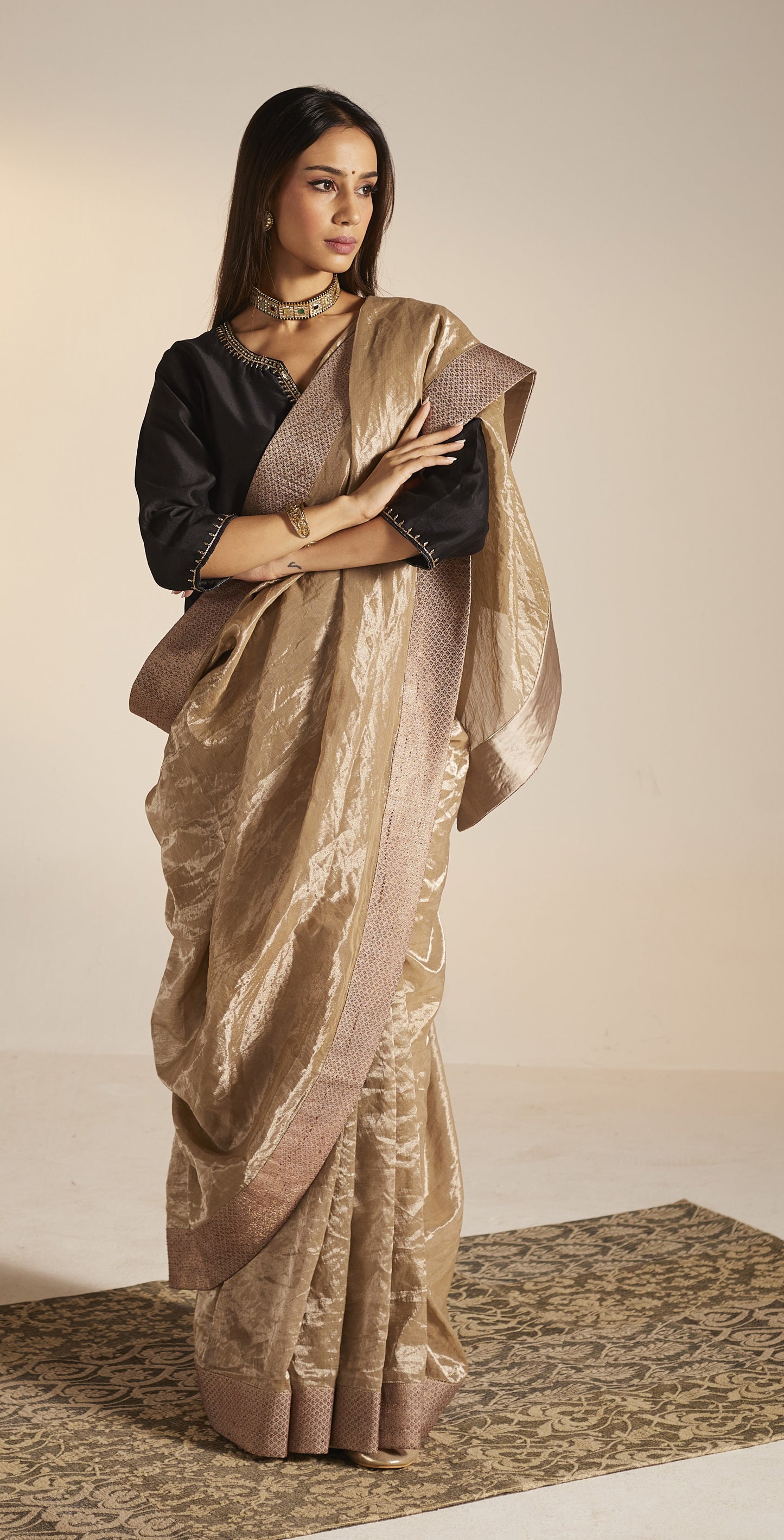 Sari in Champagne Grey Tissue