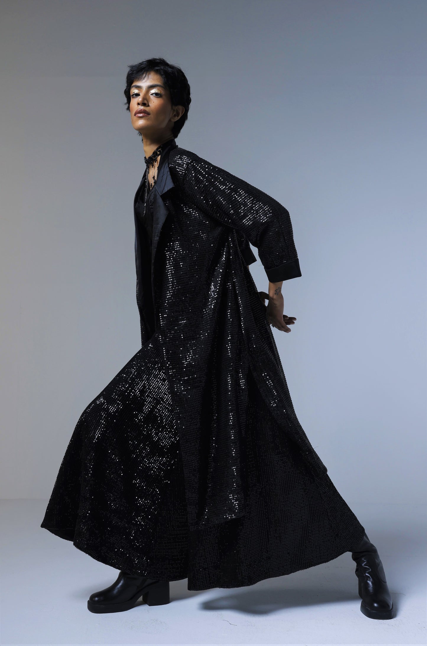 Sally jacket in Black sequins