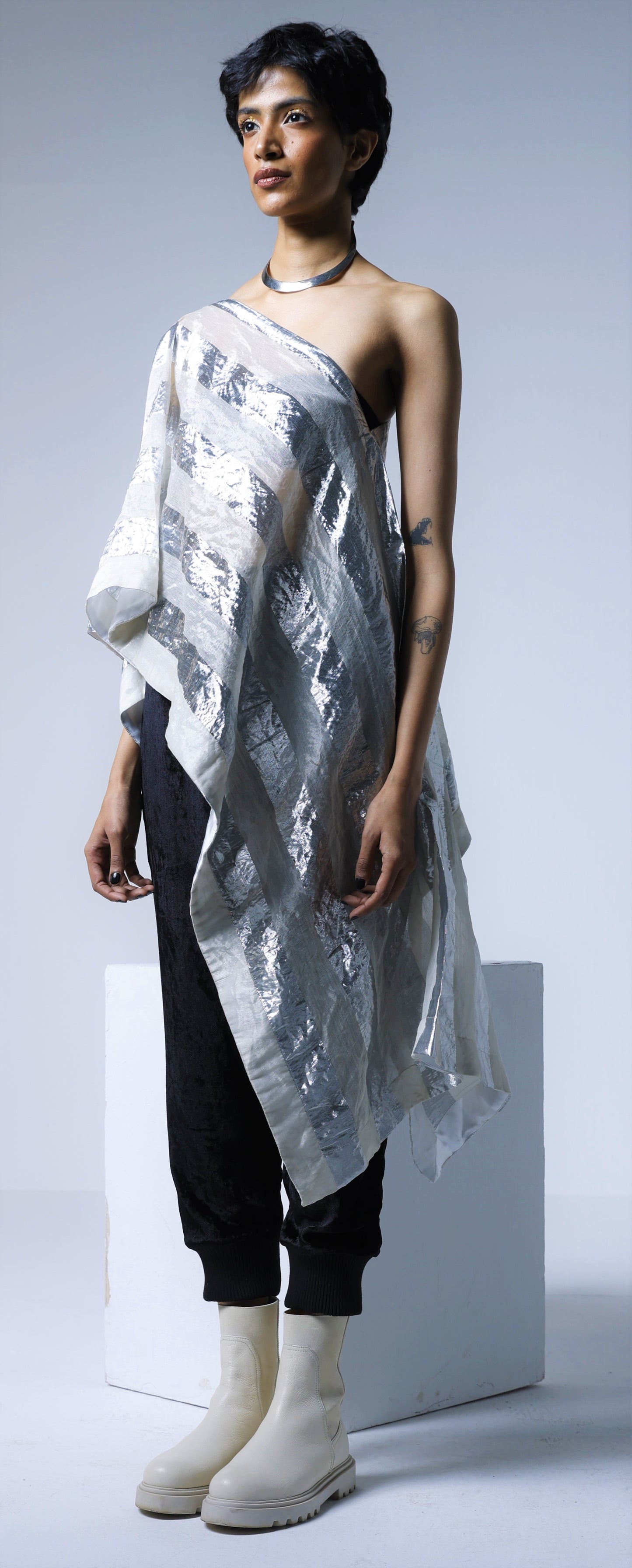 Mini Cape in Silver Lurex Stripes Tissue