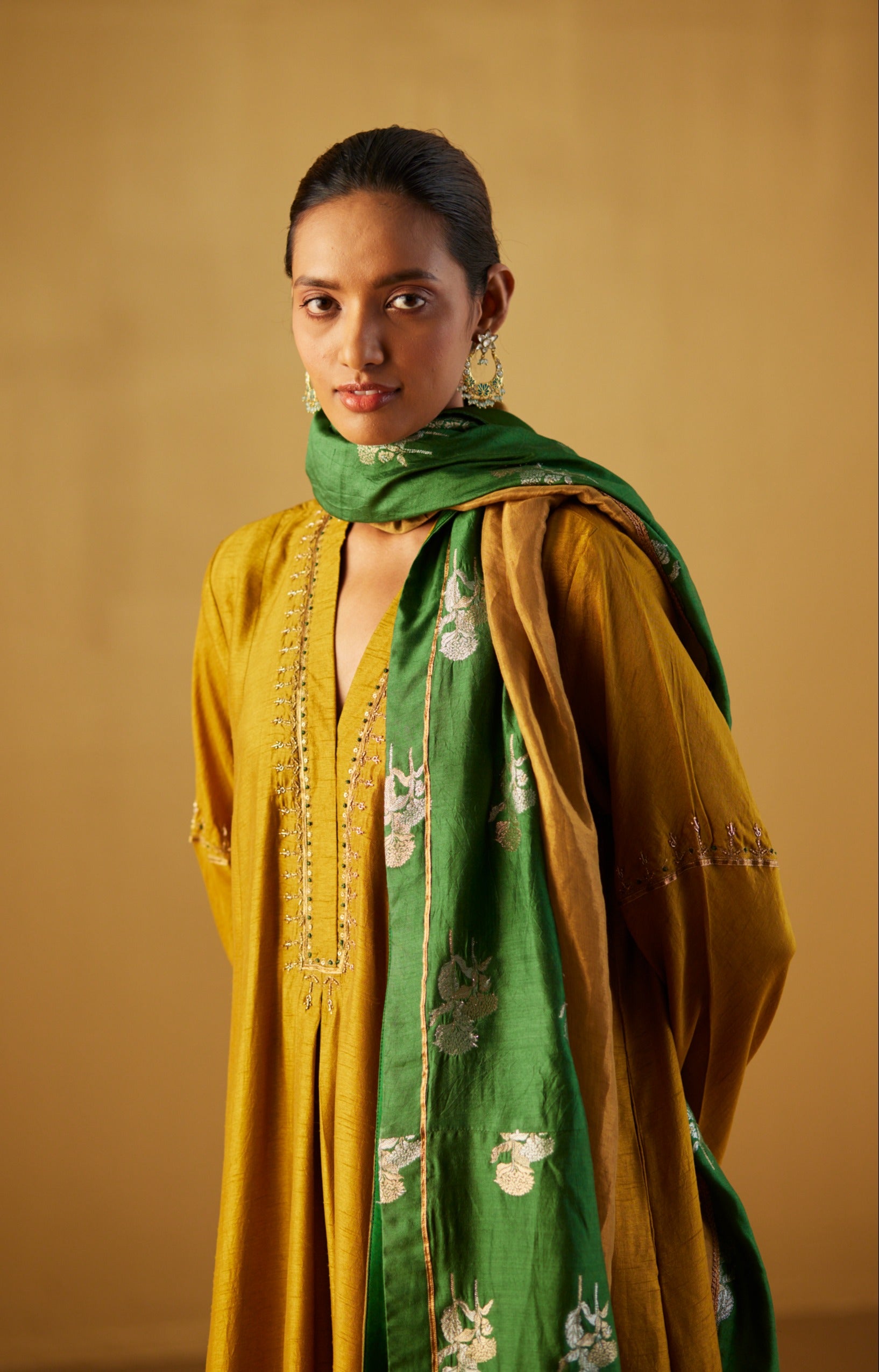 Green Dupatta in Half Tissue and Half Brocade