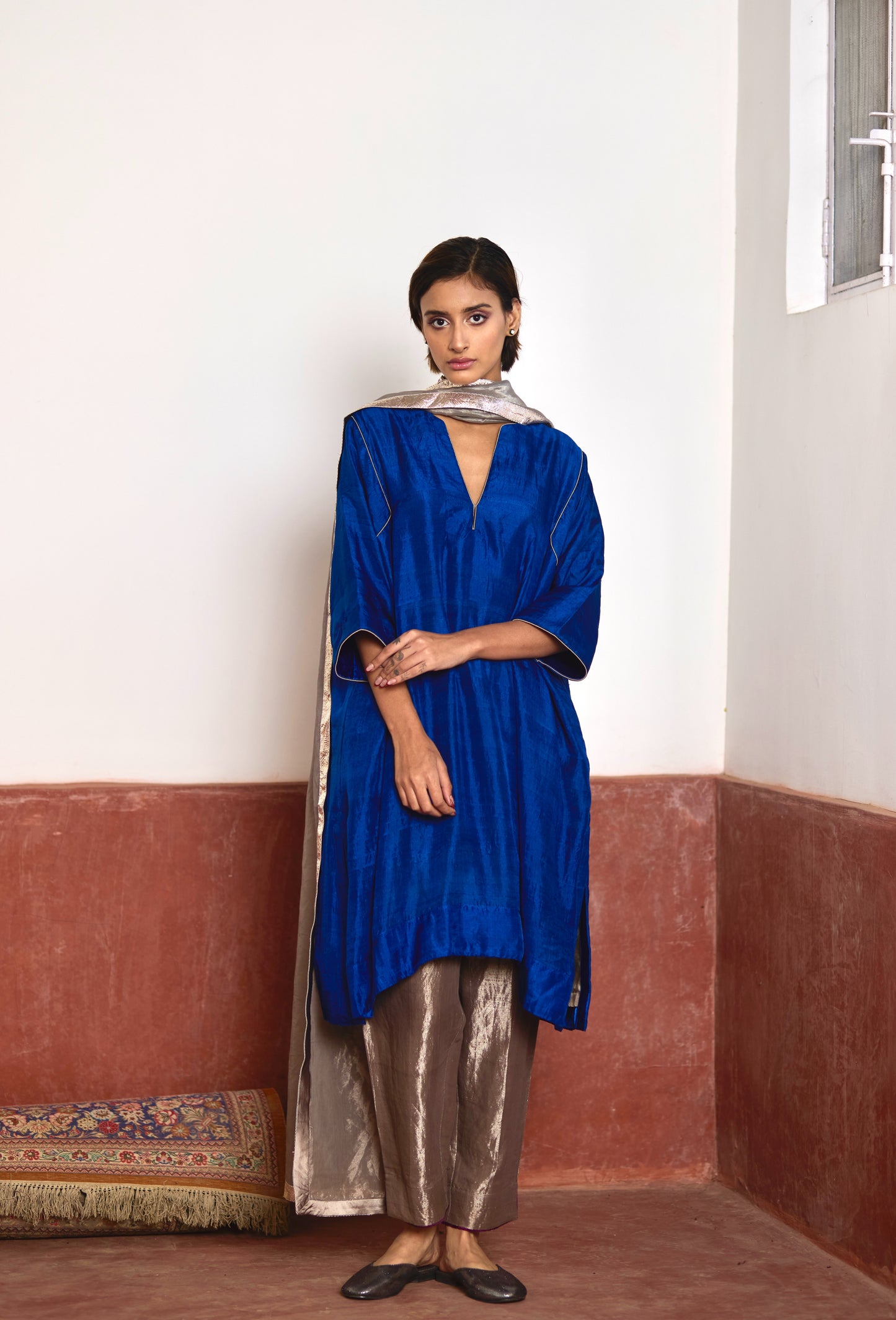 Jhabla Kurta in Blue Silk with Silver Tissue Pant