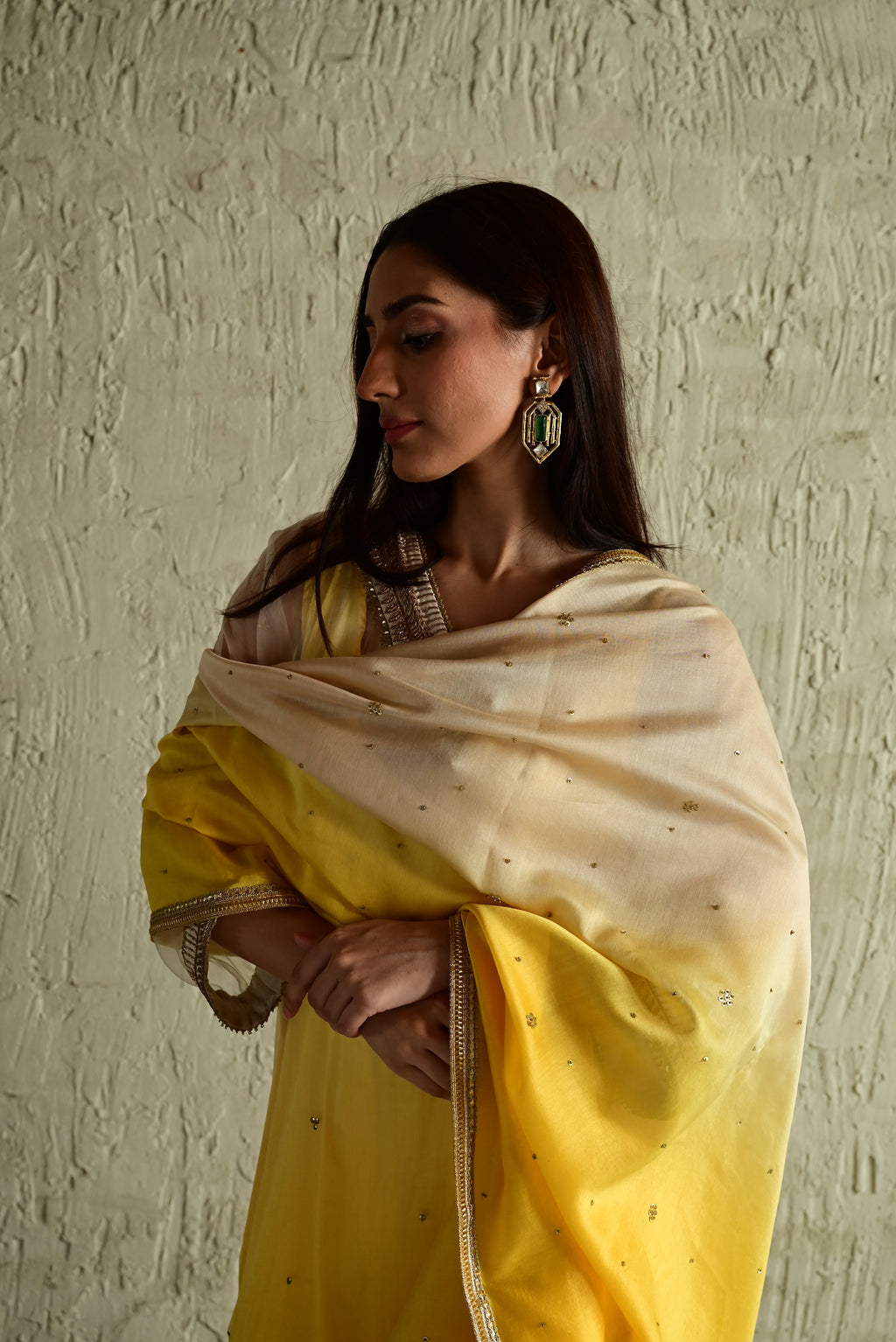 Ghevar ombre Dupatta in Ivory and Yellow Chanderi