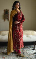 Chameli Dupatta in Gold Tissue