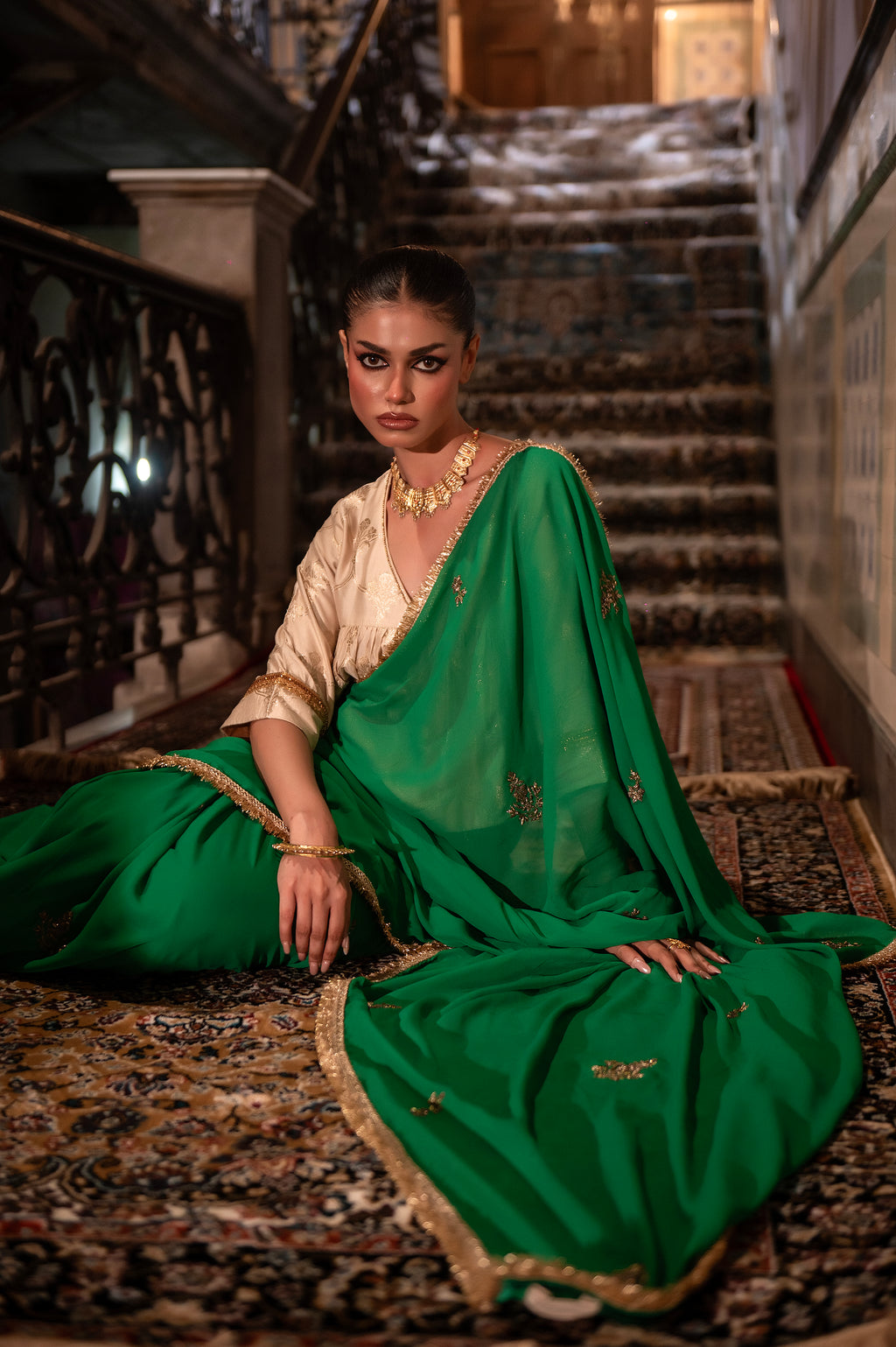 Gota Phool Saree In Green Georgette