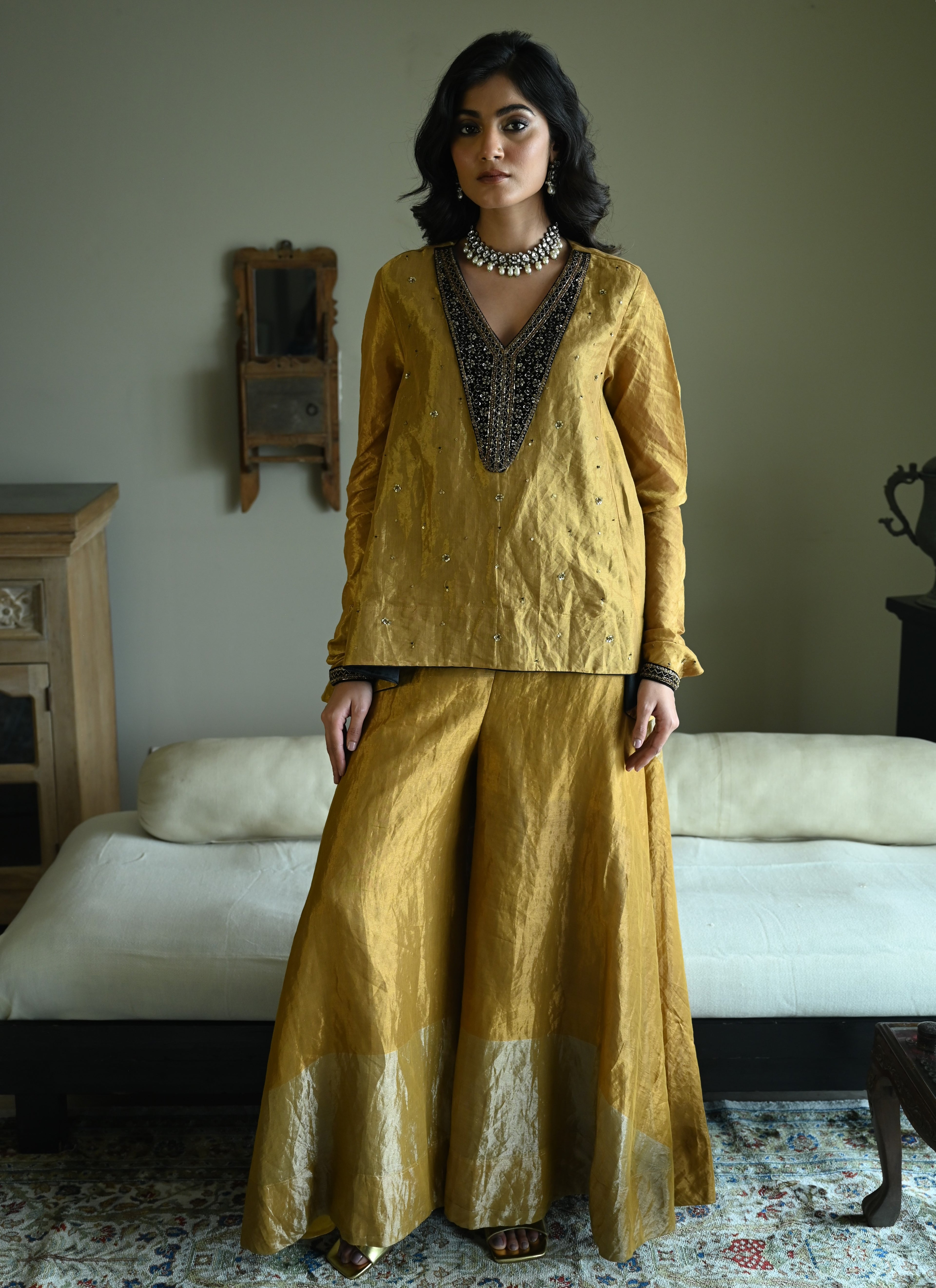 Churi Shabana with Kalis in Gold Tissue with Garara