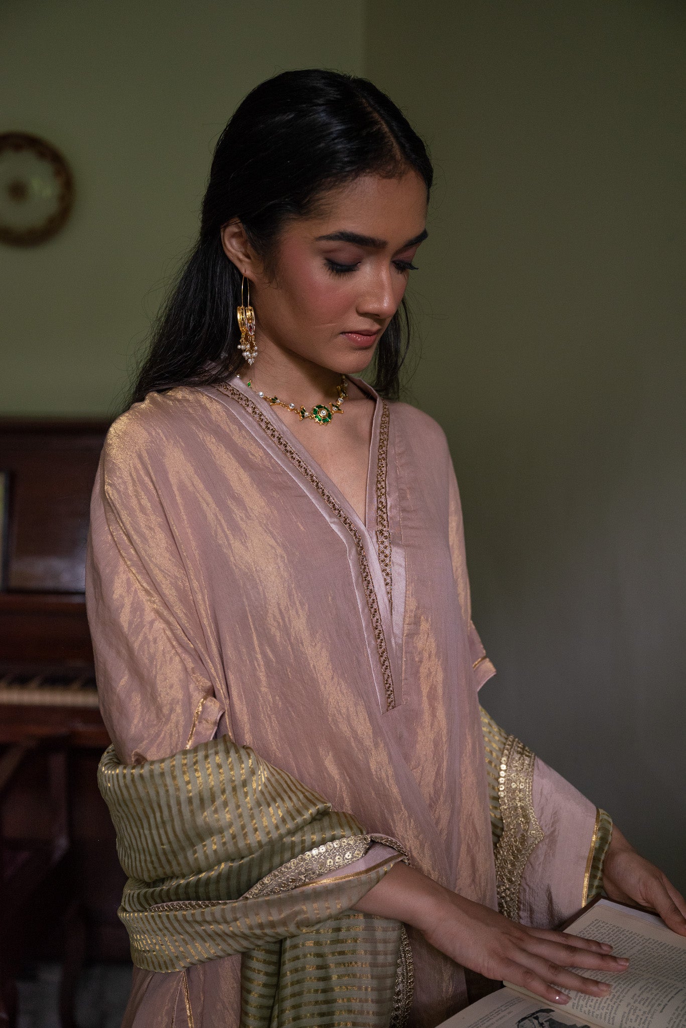 Richa kaftan in Mauve Tissue with Mauve Tissue Pant