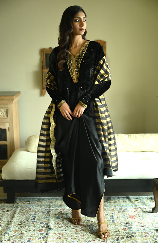 Churi Shabana with Kalis in Black Velvet with  Cowl Skirt