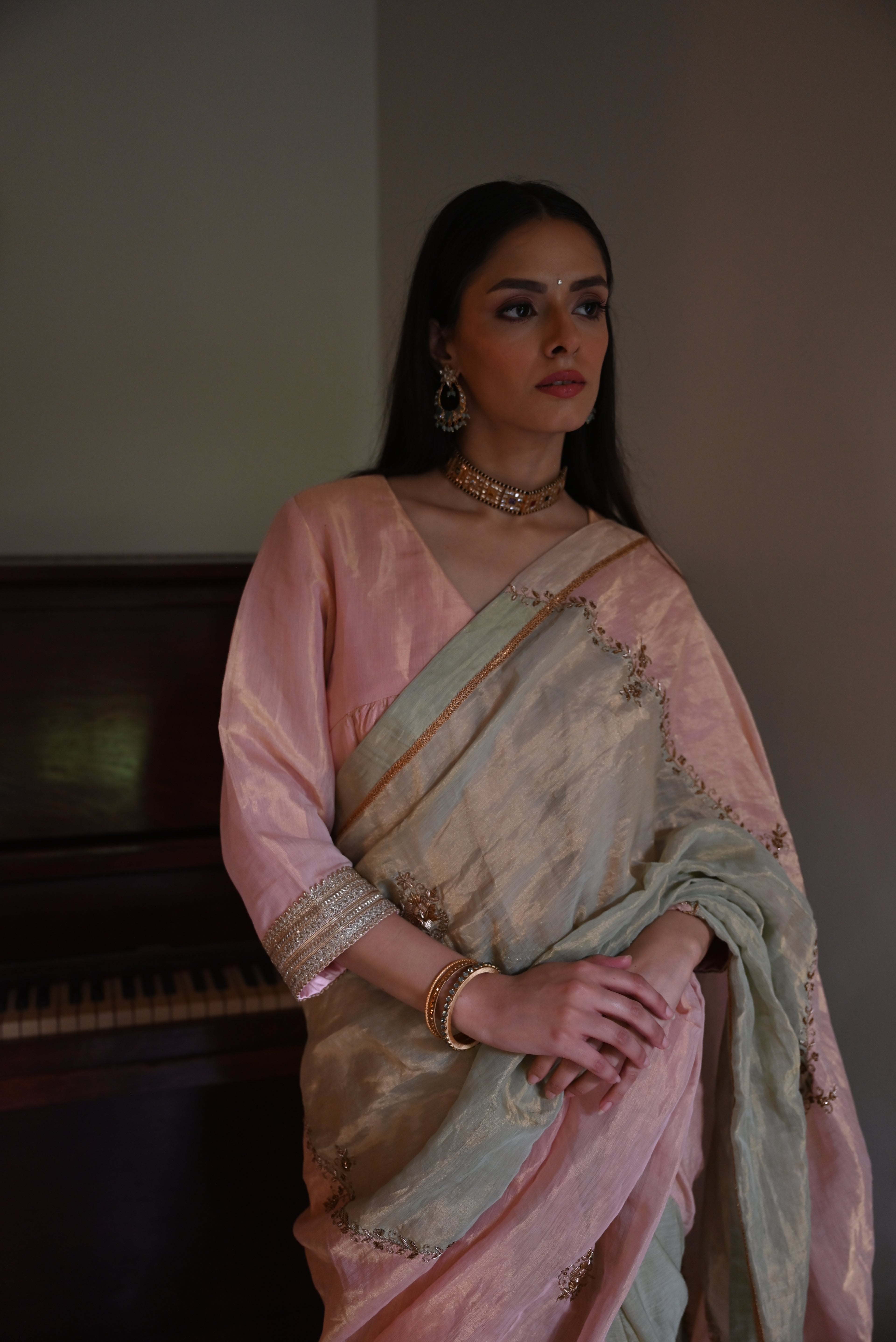 Chinaar Diagonal Saree in Pink & Pista Green Tissue