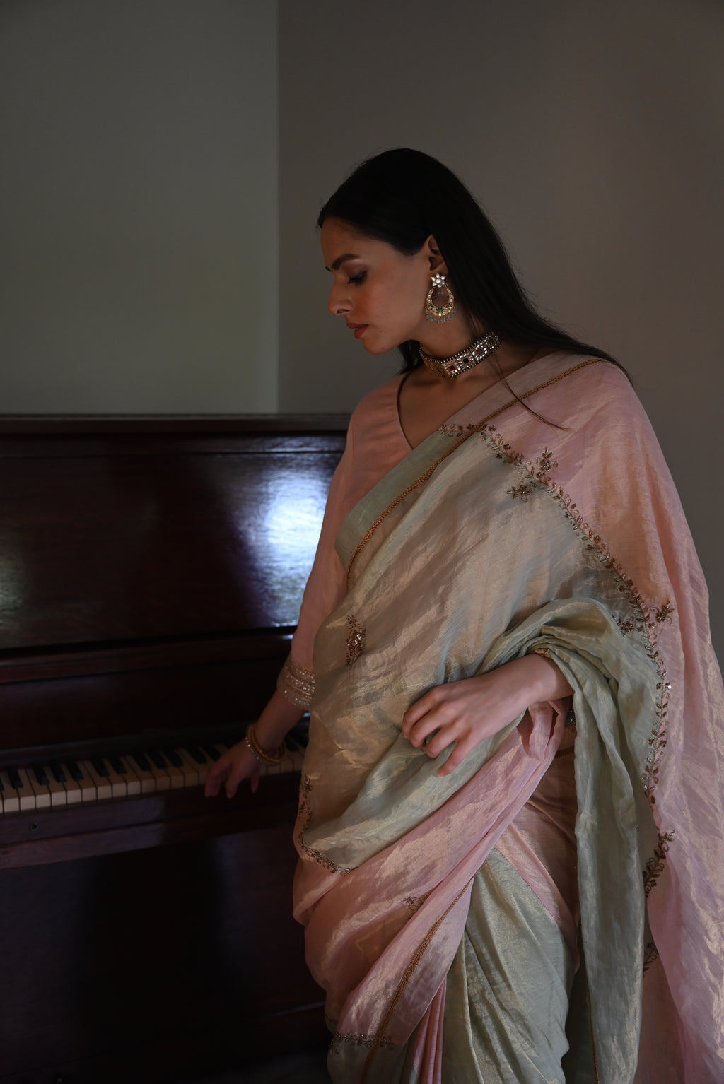 Chinaar Diagonal Saree in Pink & Pista Green Tissue