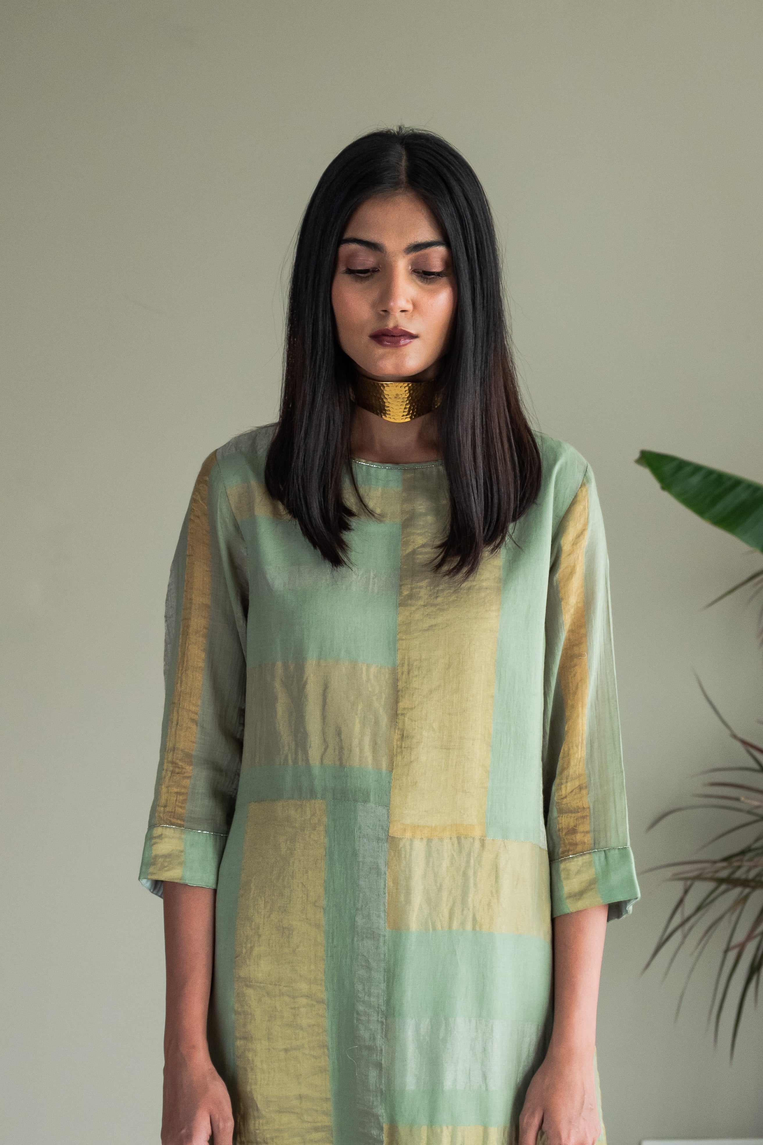 Hk Kurta In Green Zari Jamdani Striped Muslin With Pants