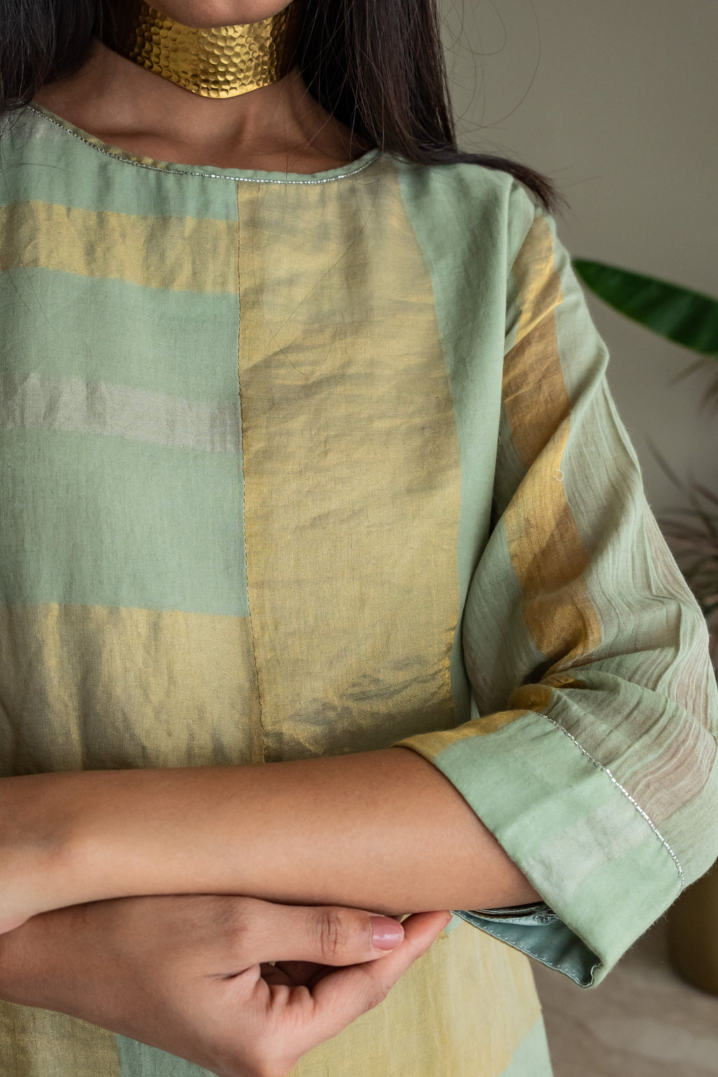 Hk Kurta In Green Zari Jamdani Striped Muslin With Pants