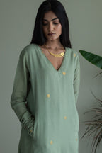 Churi Anu In Green Jamdani Muslin With Pants