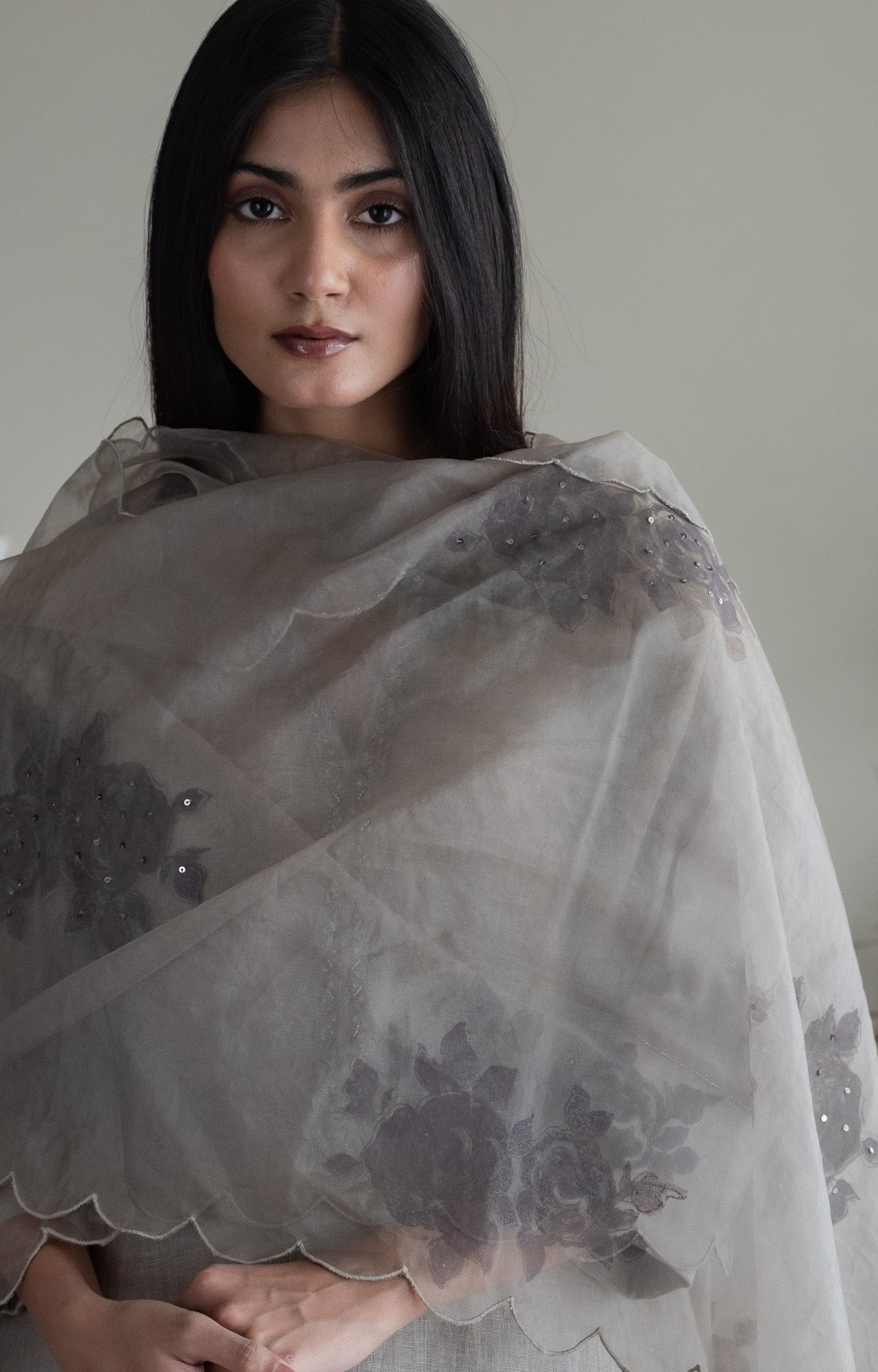 Mithai Maxi Kurta In Taupe Linen With Pants