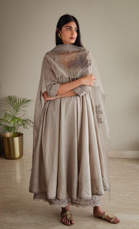 Empireline Kurta In Taupe Jacquard And Muslin With Farshi