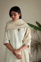 Stole In Ivory Tissue Stripes