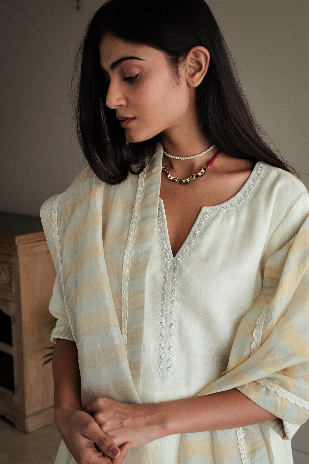 Stole In Ivory Tissue Stripes