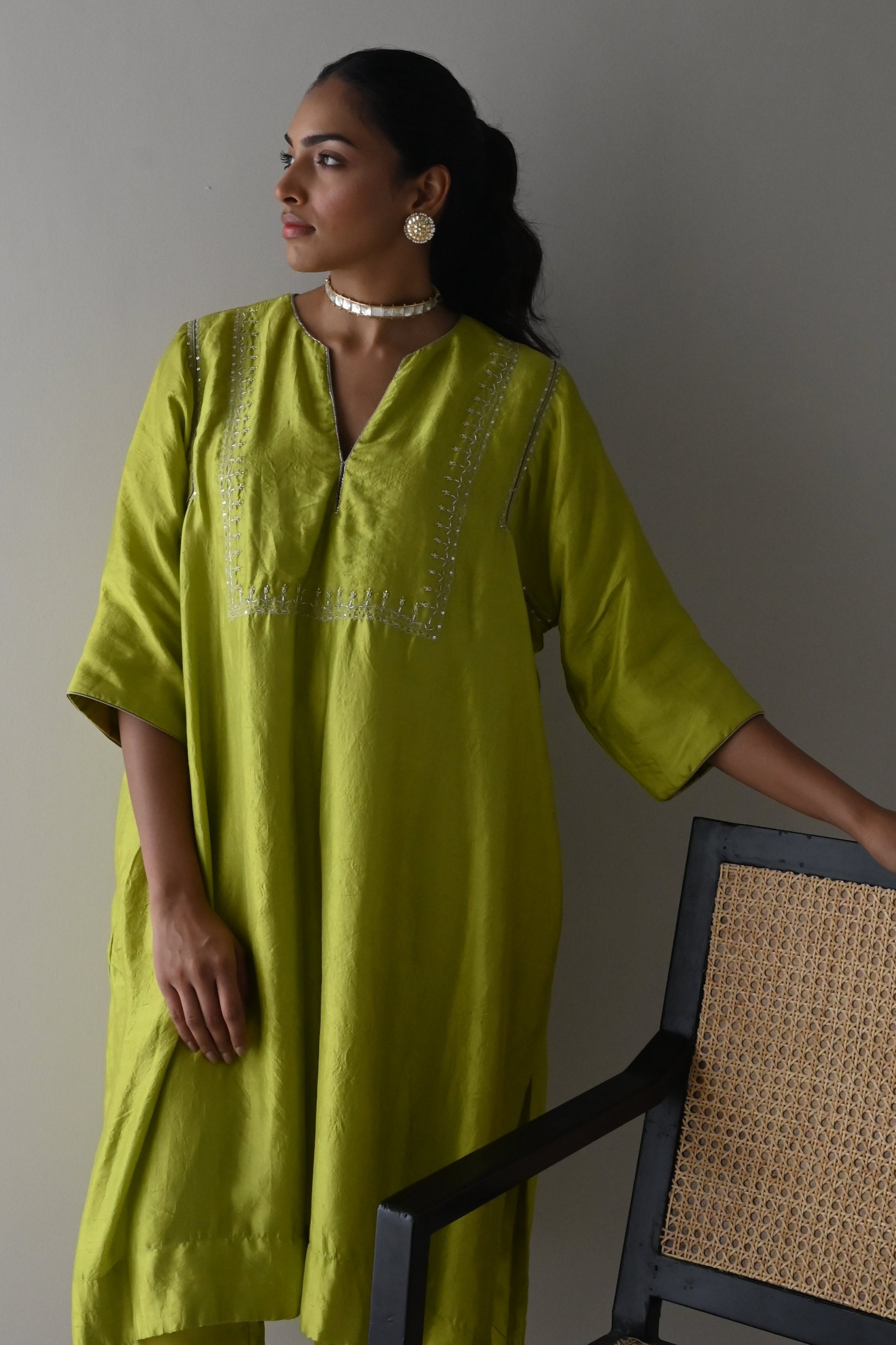 Jhabla Kurta in Neon Green Pure Silk with Neon Green Pant