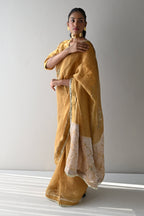 Kurkuri Saree in Gold Crushed Tissue