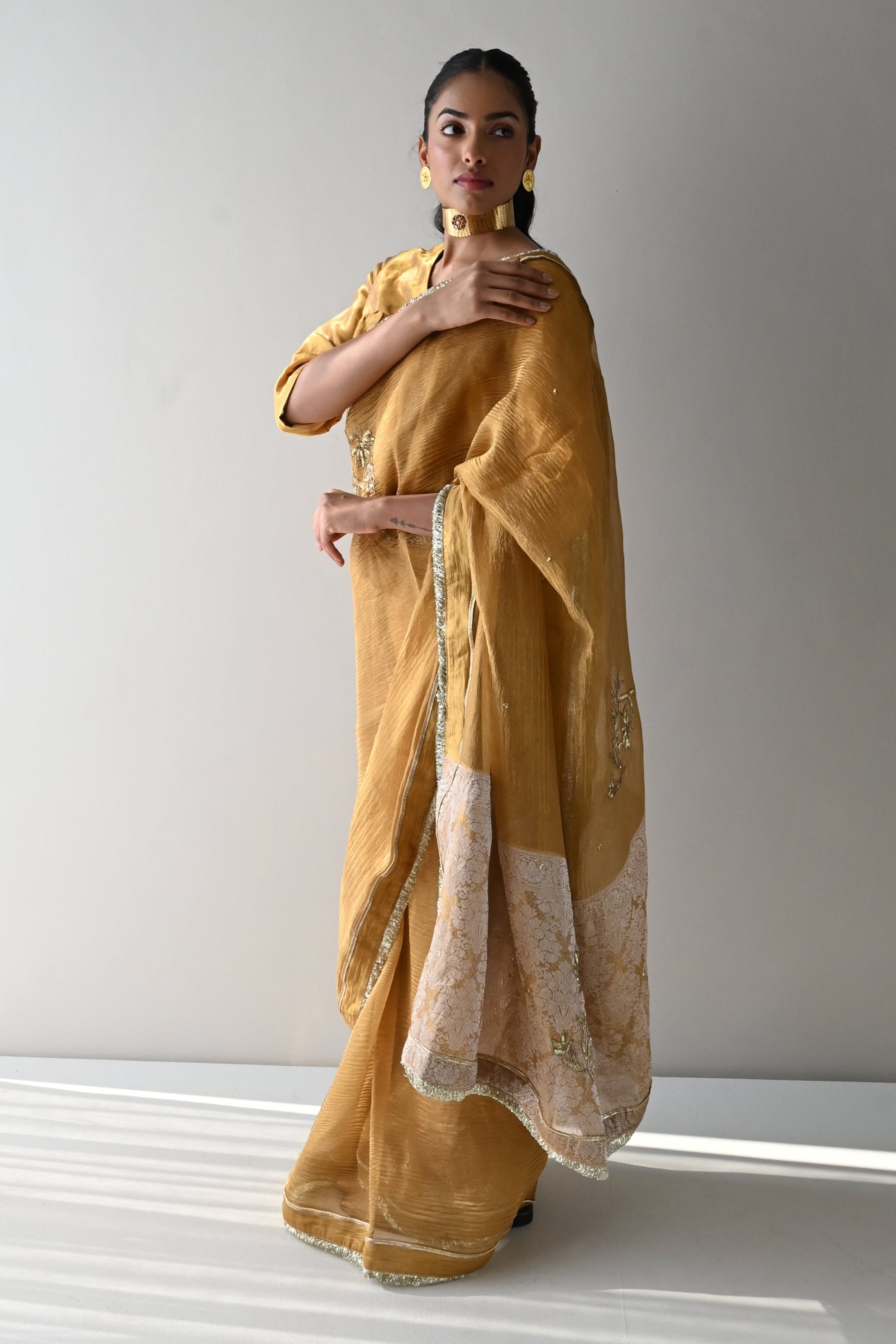 Kurkuri Saree in Gold Crushed Tissue