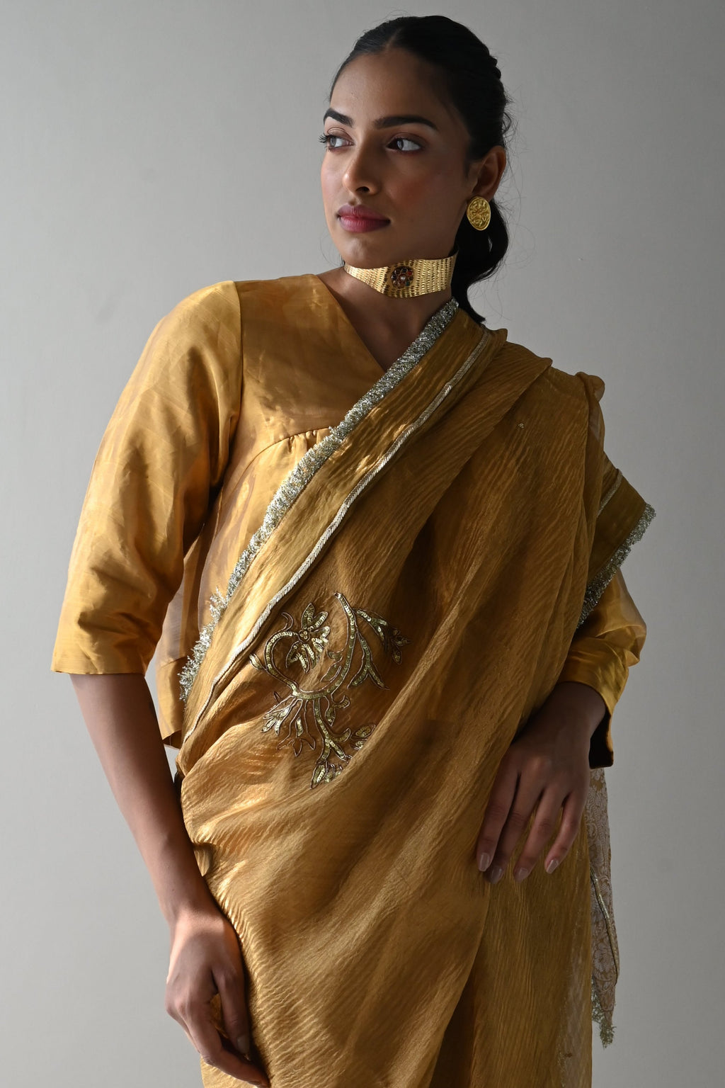 Kurkuri Saree in Gold Crushed Tissue