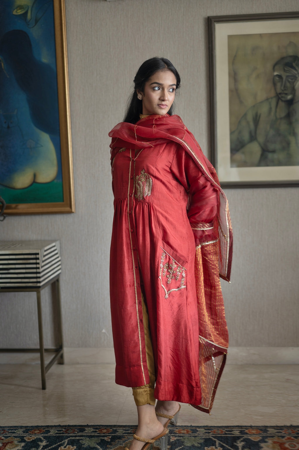 Shama Jacket 2.0 In Red Silk With Gold Silk Pant