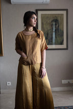 Sunheri Bandi Blouse in Gold Tissue