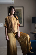 Sunheri Bandi Blouse in Gold Tissue