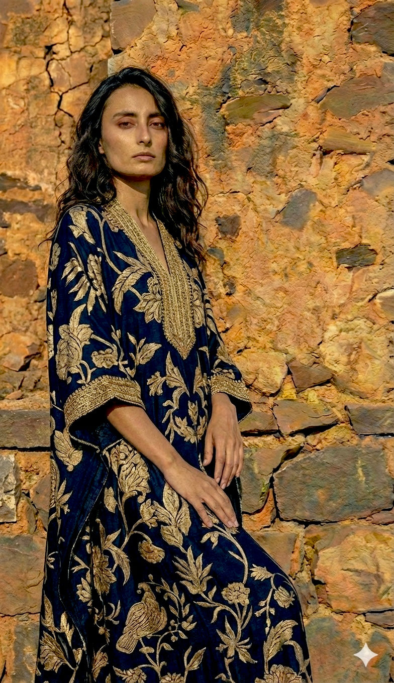 Waheeda kaftaan in bird print
