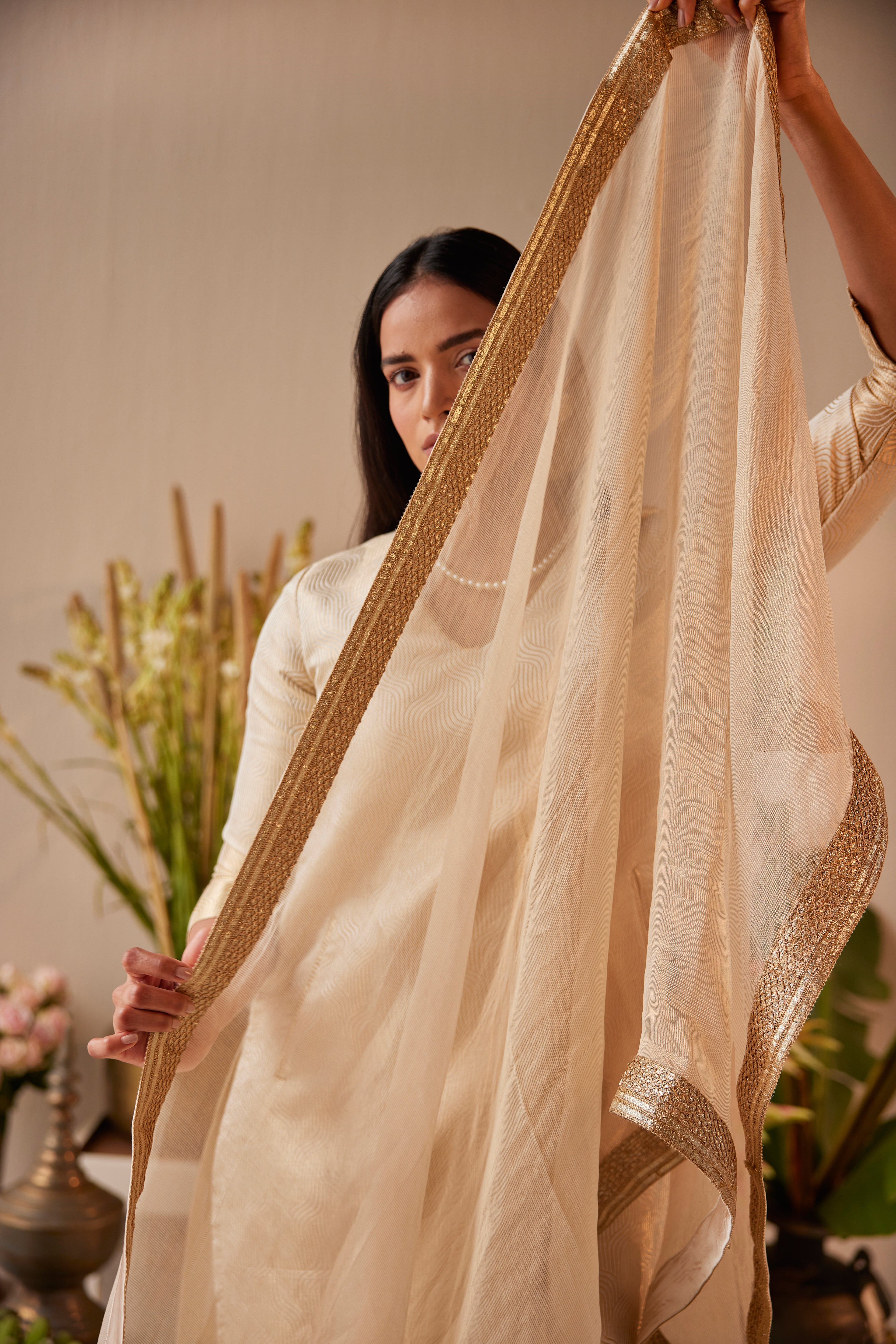 Dupatta in Ivory Tissue Chanderi Stripes