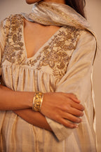 Stole in Ivory Organza Tissue