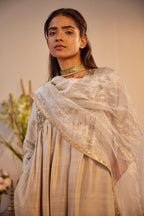 Stole in Ivory Organza Tissue