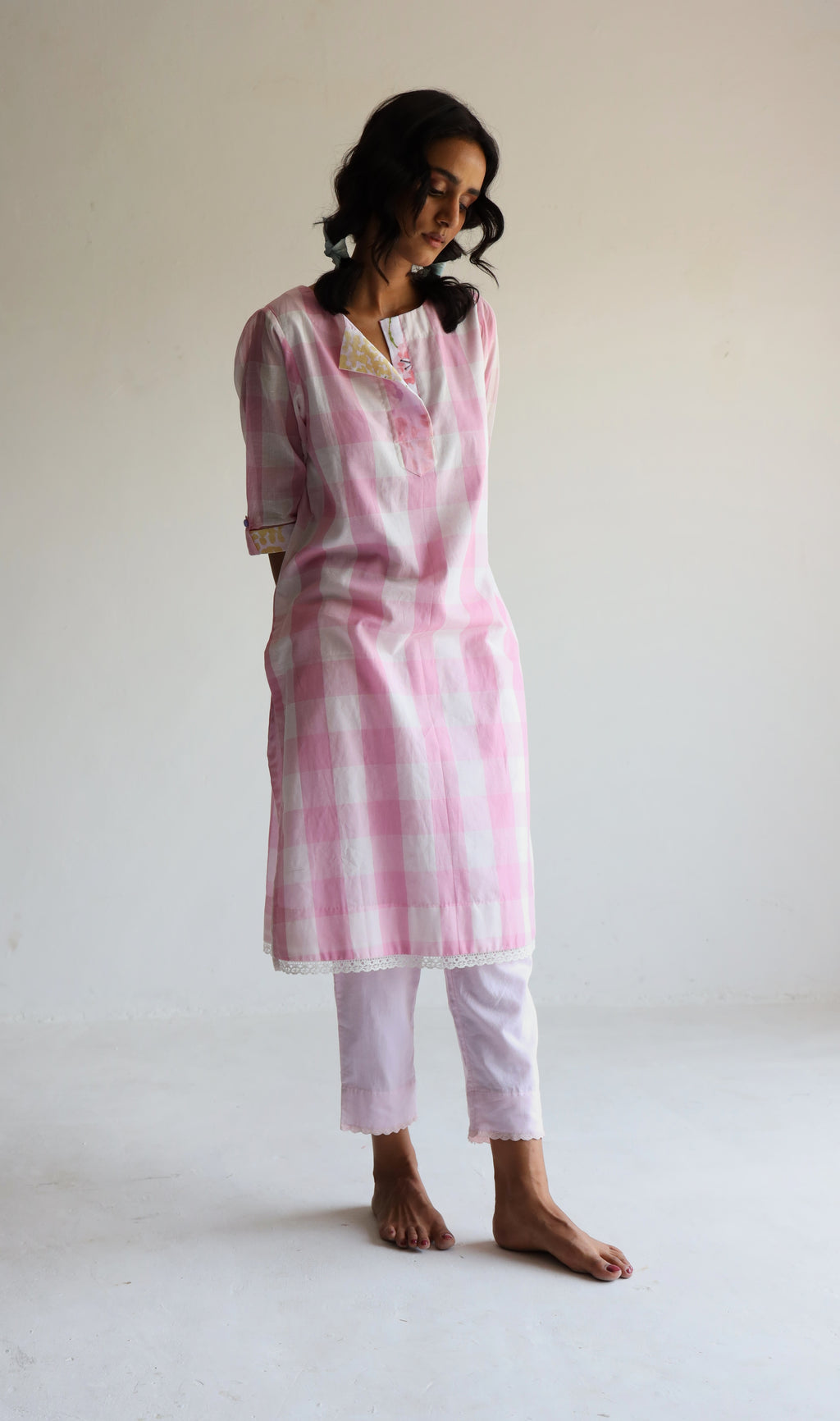 HK Kurta In Pink Jamdani Lungi Checks With Pants