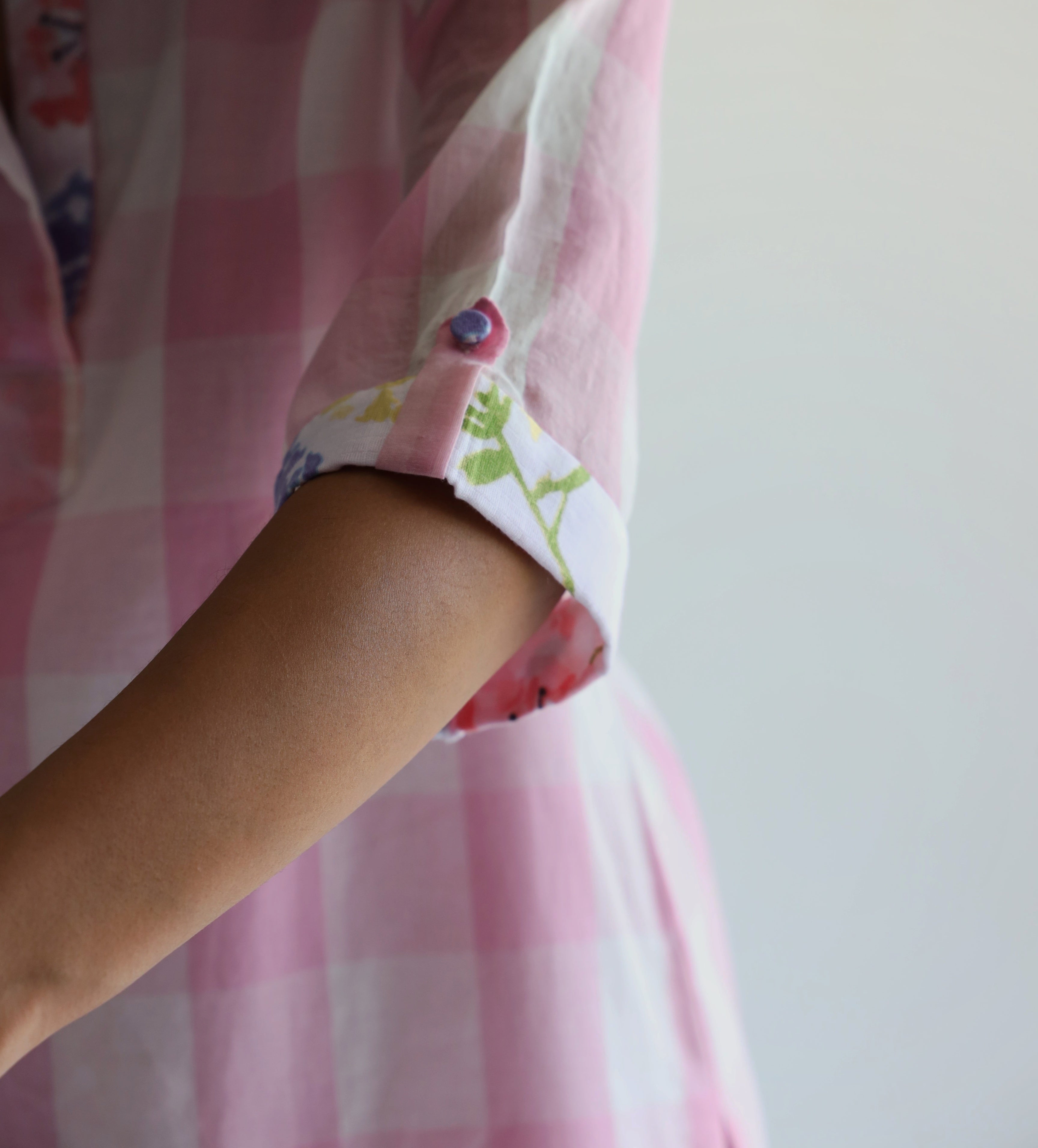 HK Kurta In Pink Jamdani Lungi Checks With Pants